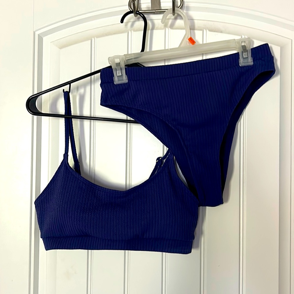 DARK PURPLE ribbed cheeky bikini